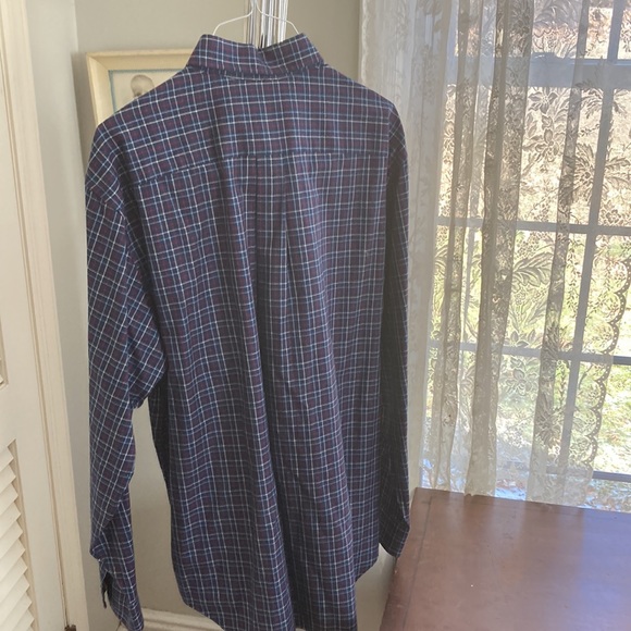 Vineyard Vines NWOT blue checked shirt - Picture 3 of 7